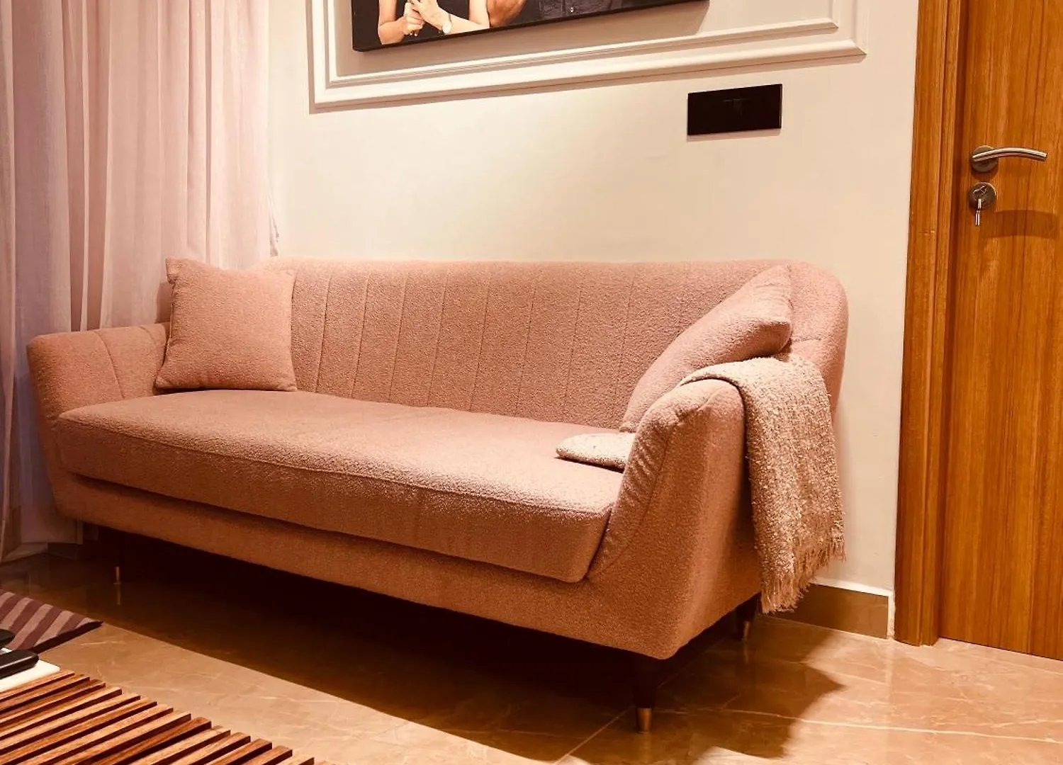 Cozy 3 Bhk Fully Furnished Entire Apartment In Kochi